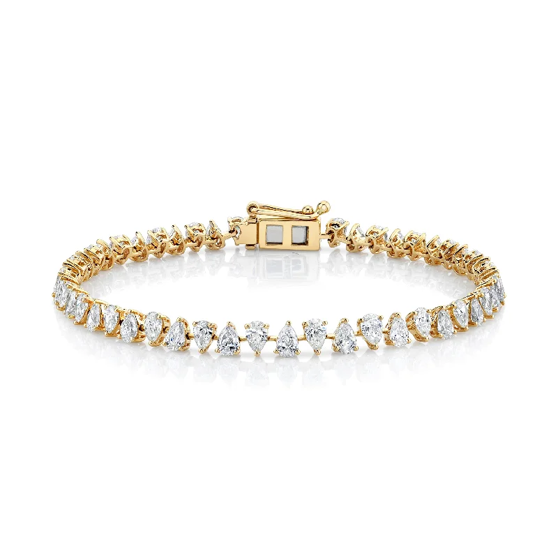 Baby Reverse Water Drop Diamond Tennis Bracelet | Ready to Ship