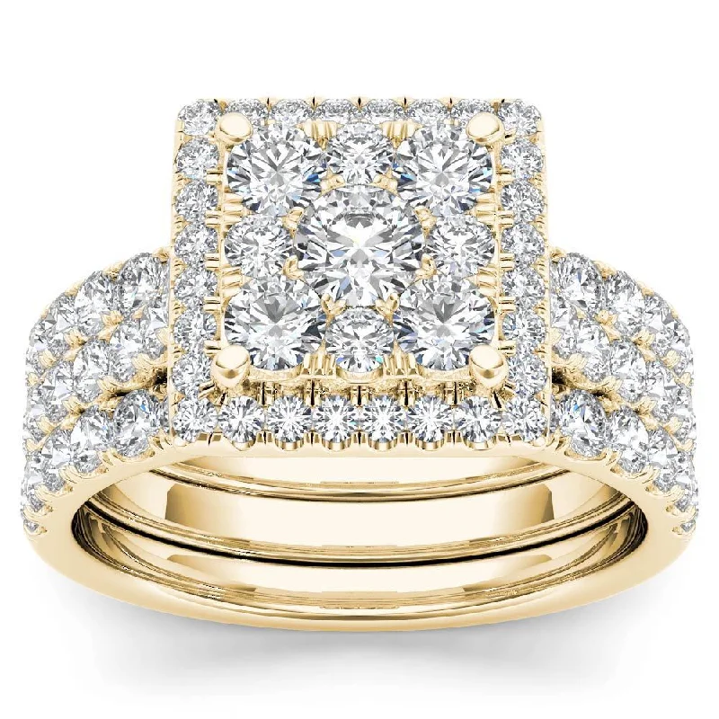 De Couer 10k Yellow Gold 2ct TDW Diamond Cluster Engagement Ring Set with Two Band